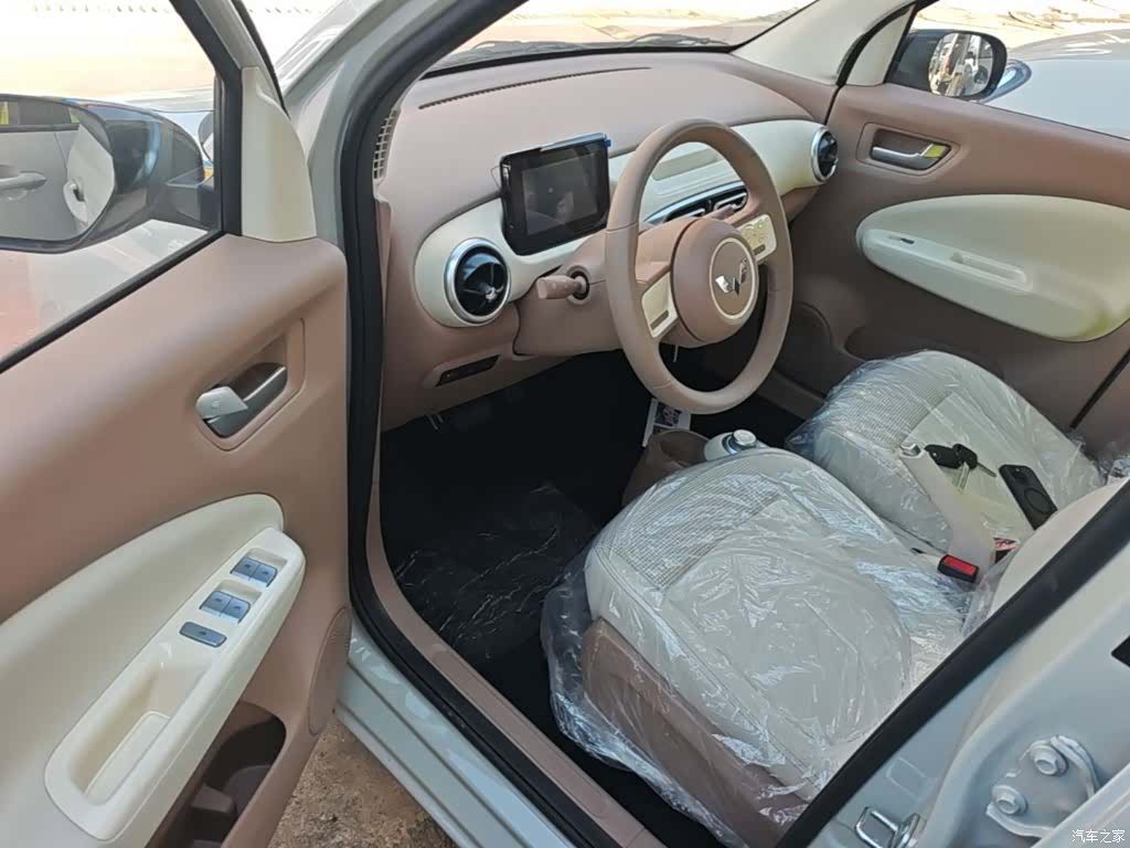 Wuling MINIEV, 2026 16