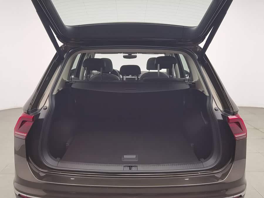 Volkswagen Tiguan L 2018, фото 16