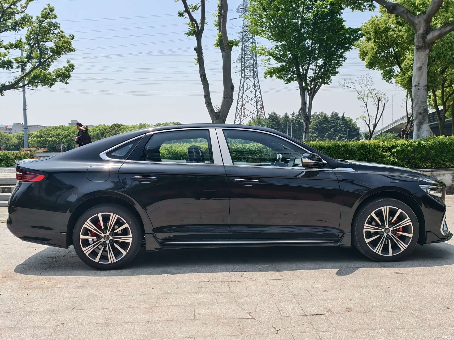 Geely Preface, 2025 8