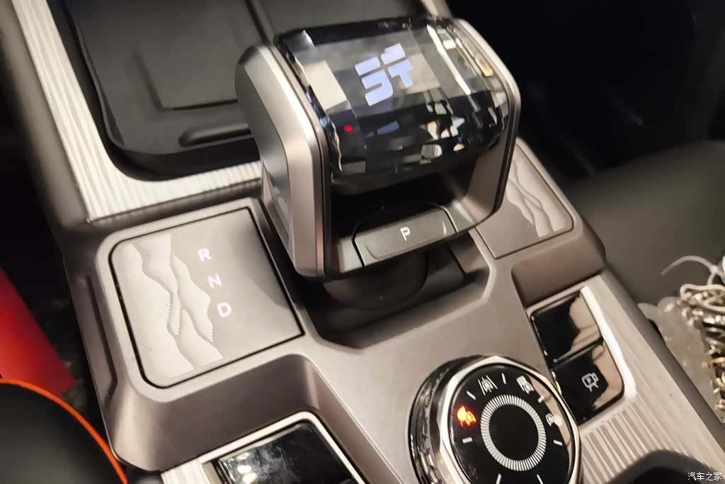 Jetour T1, 2025 16