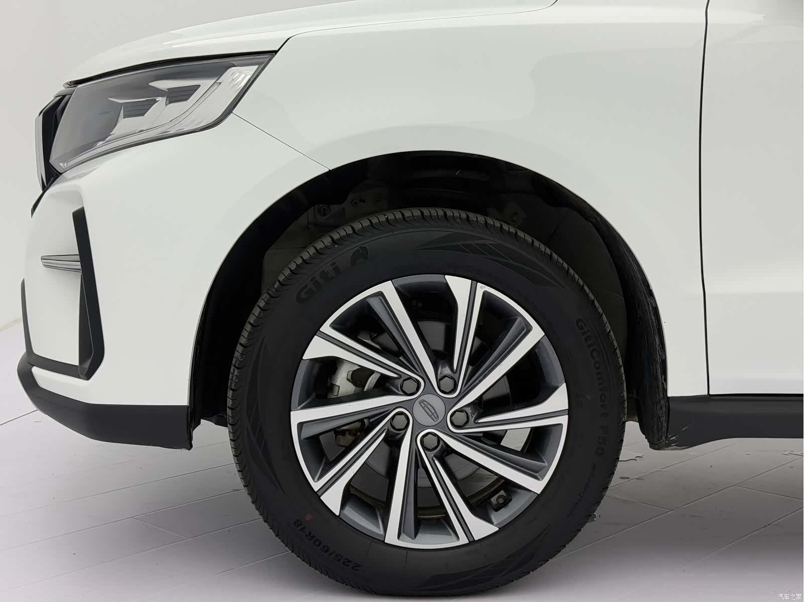 Geely X6, 2021 24