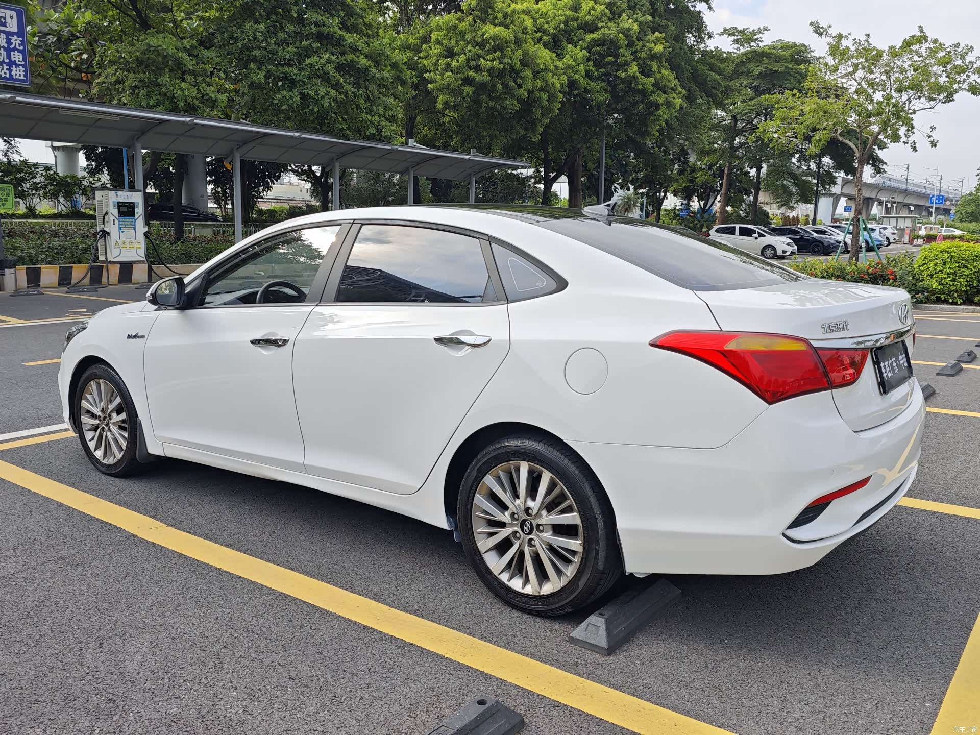 Hyundai GLS, 2017 20