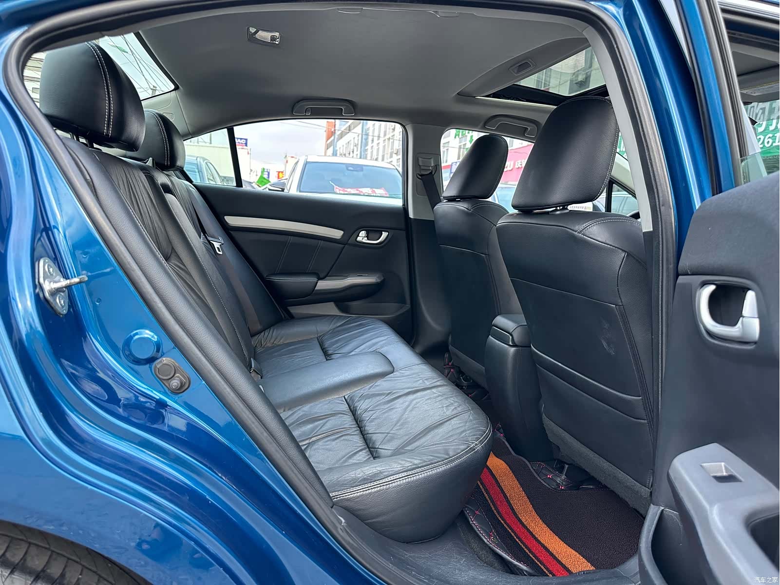Honda Civic, 2012 16