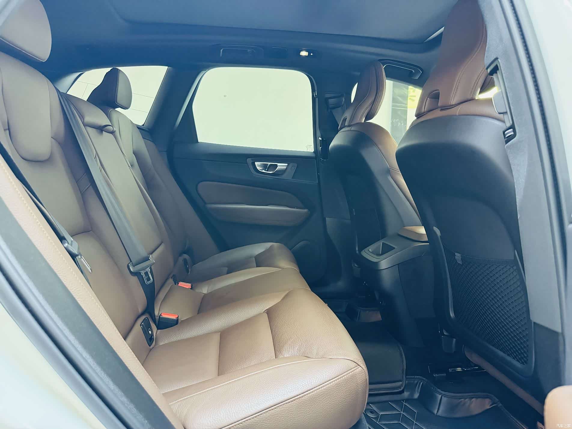 Volvo XC60, 2023 13