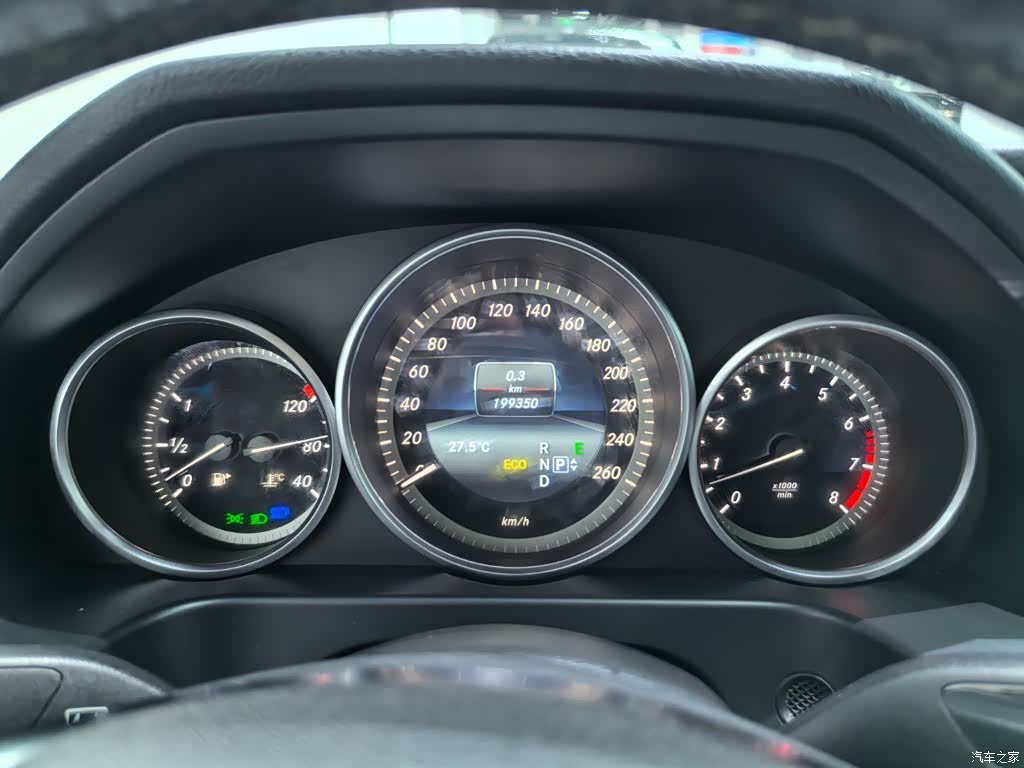 Mercedes-Benz E-Class, 2015 6