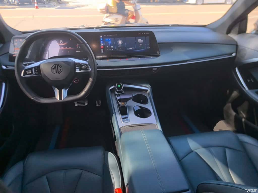 MG MG7, 2023 10