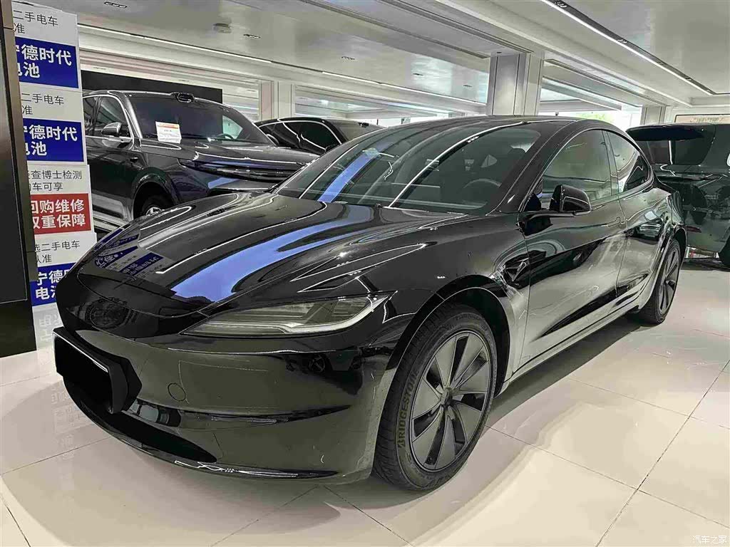Tesla Model 3, 2026 1
