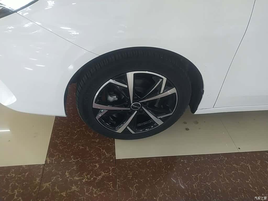 Roewe i5, 2024 23
