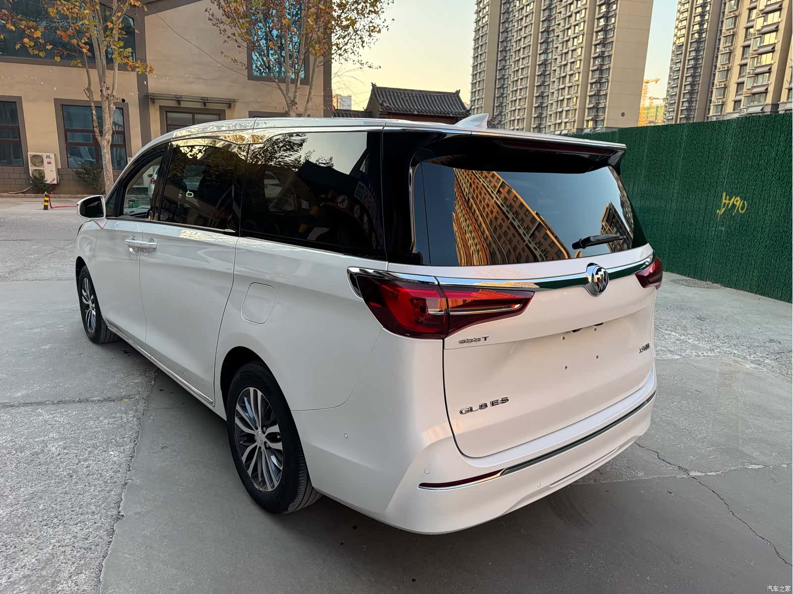 Buick GL8, 2023 2