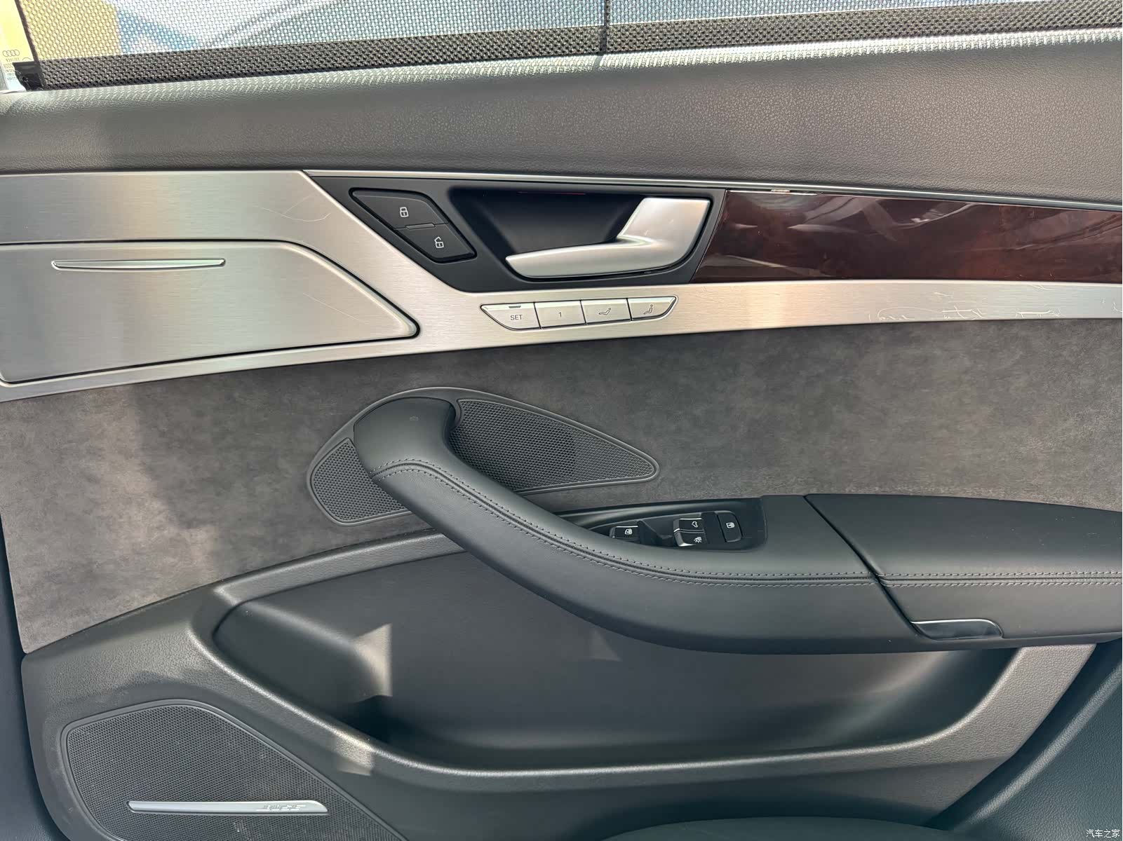 Audi A8L, 2014 25