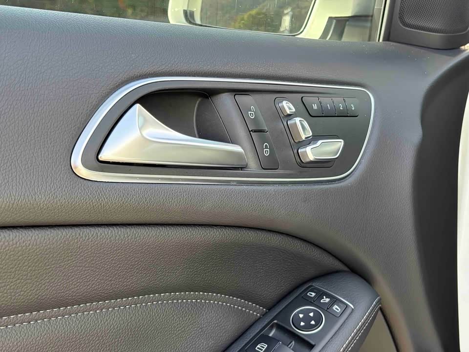 Mercedes-Benz Class B