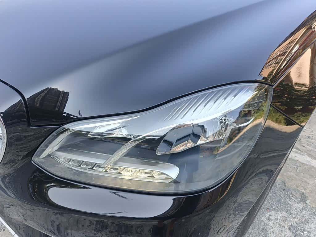 Mercedes-Benz E-Class, 2015 24