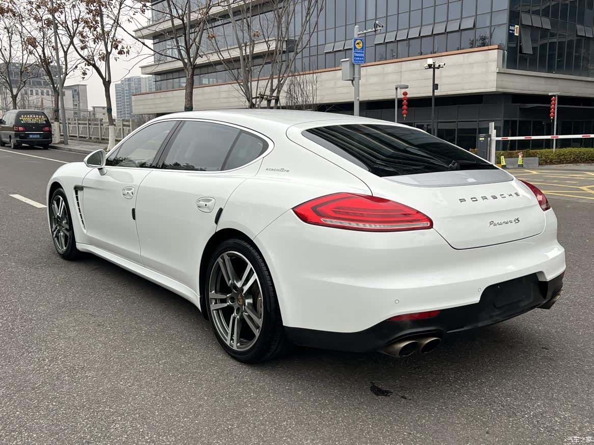 Porsche Panamera, 2015 21