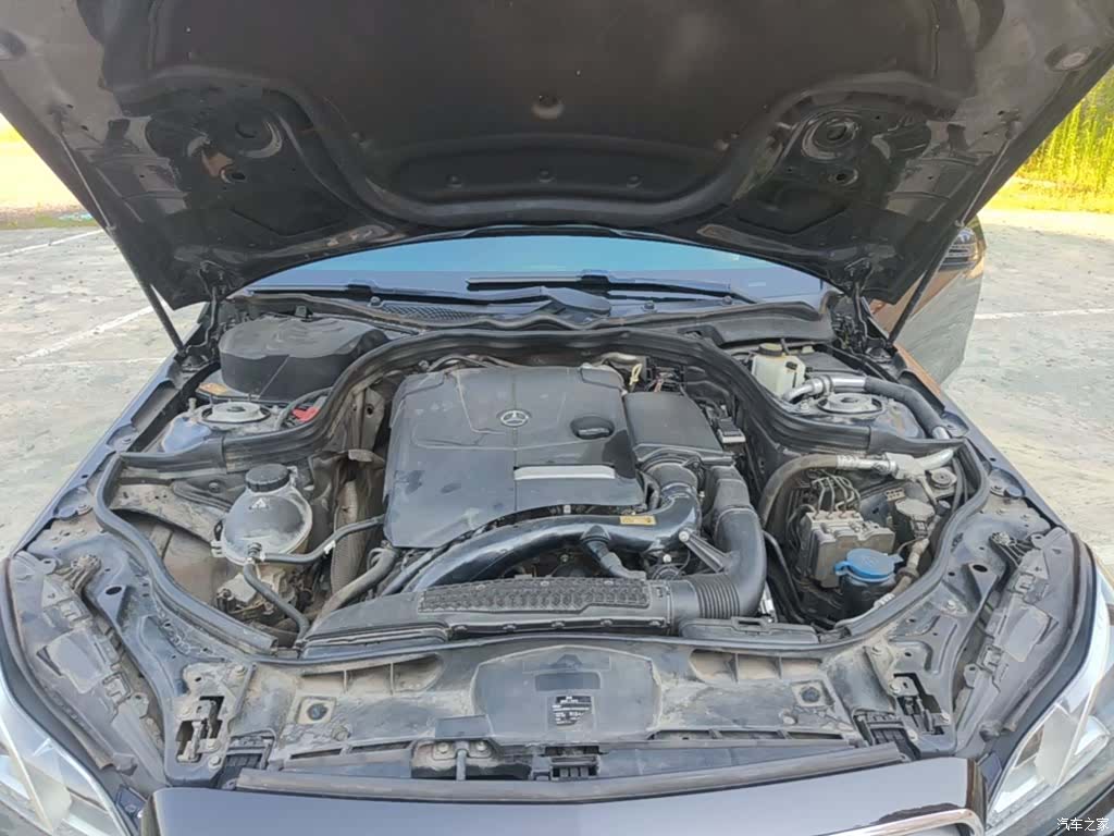 Mercedes-Benz E-Class, 2015 20