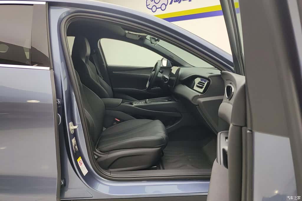 BYD Seal, 2025 8
