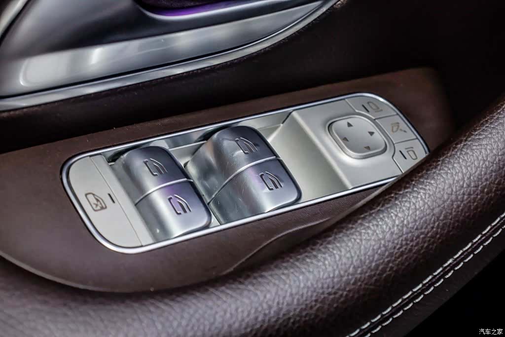 Mercedes-Benz GLE, 2022 13