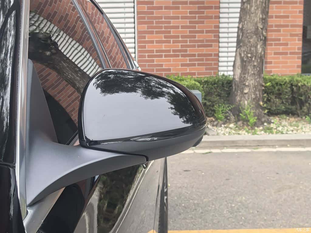Mercedes-Benz C-Class, 2025 13