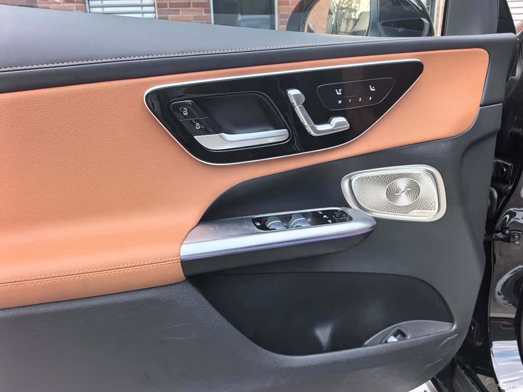Mercedes-Benz GLC, 2023 21