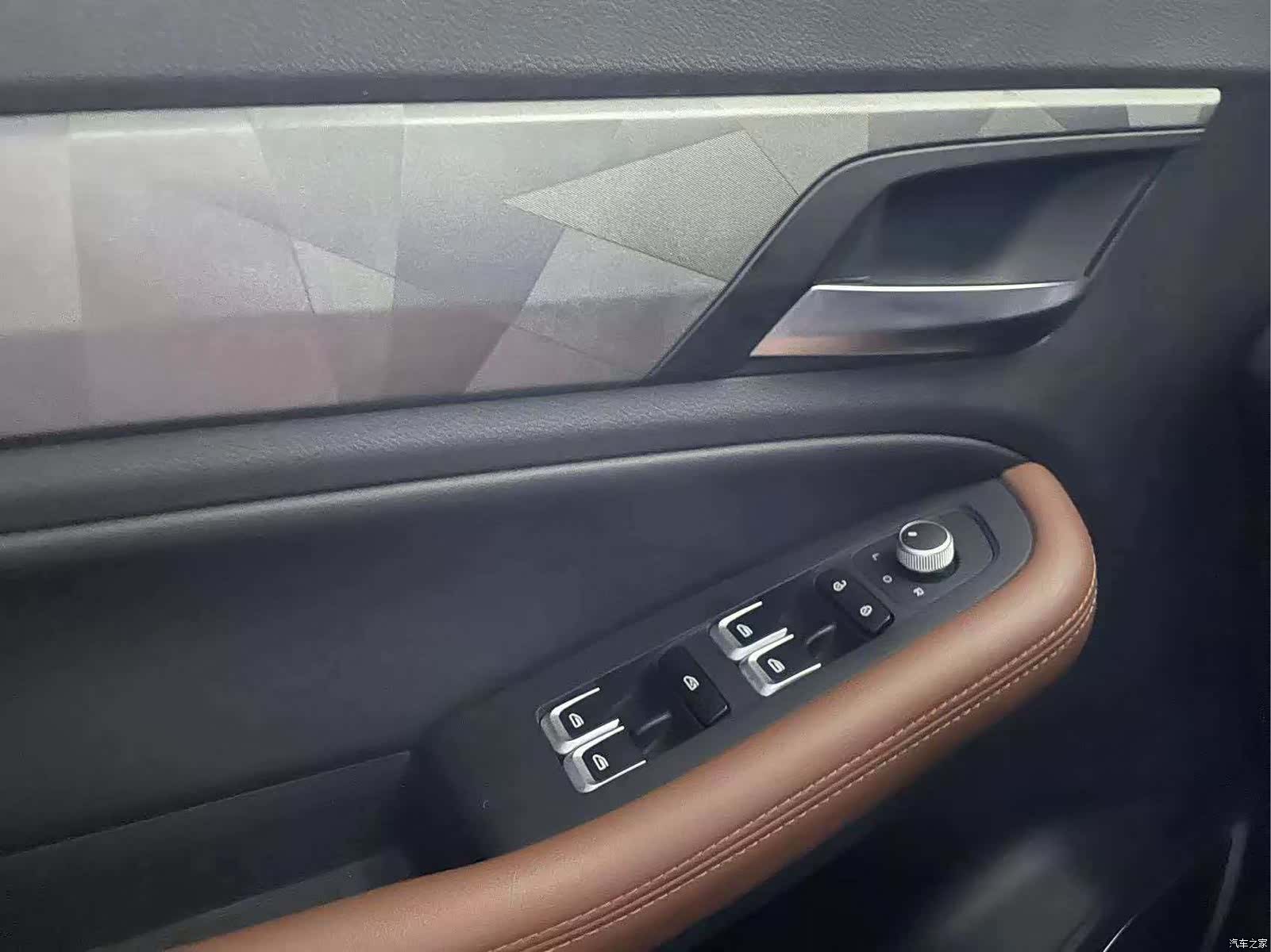 Geely X6, 2023 17