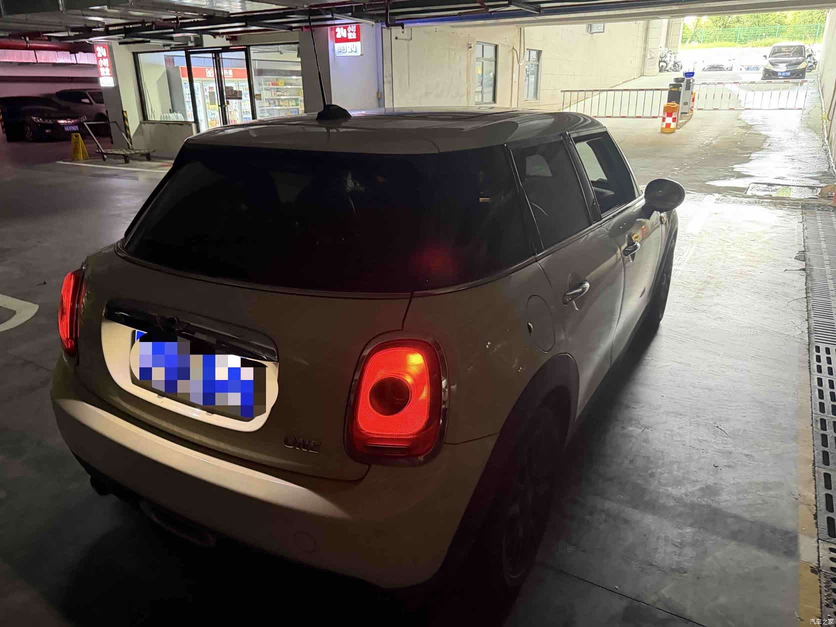Mini ONE, 2018 4