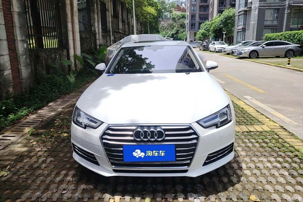 Audi A4L, 2017 2