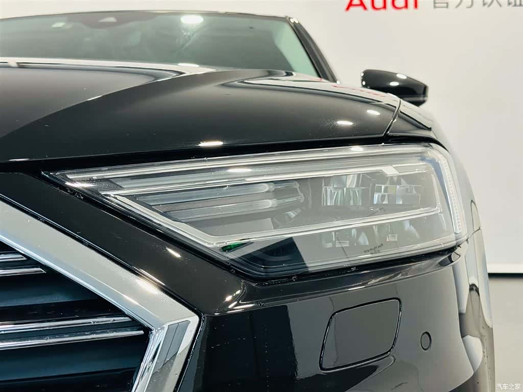 Audi A8L, 2021 13