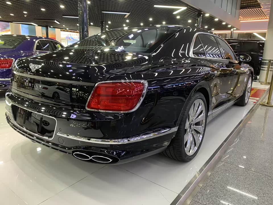 Bentley Flying
