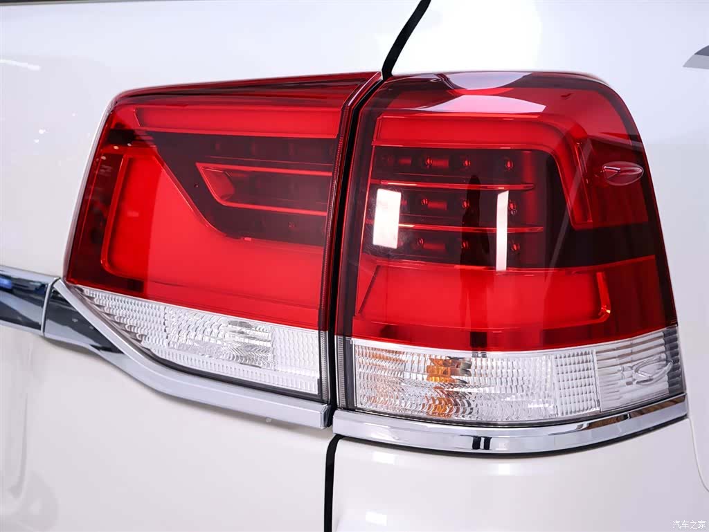 Toyota Land Cruiser, 2019 9