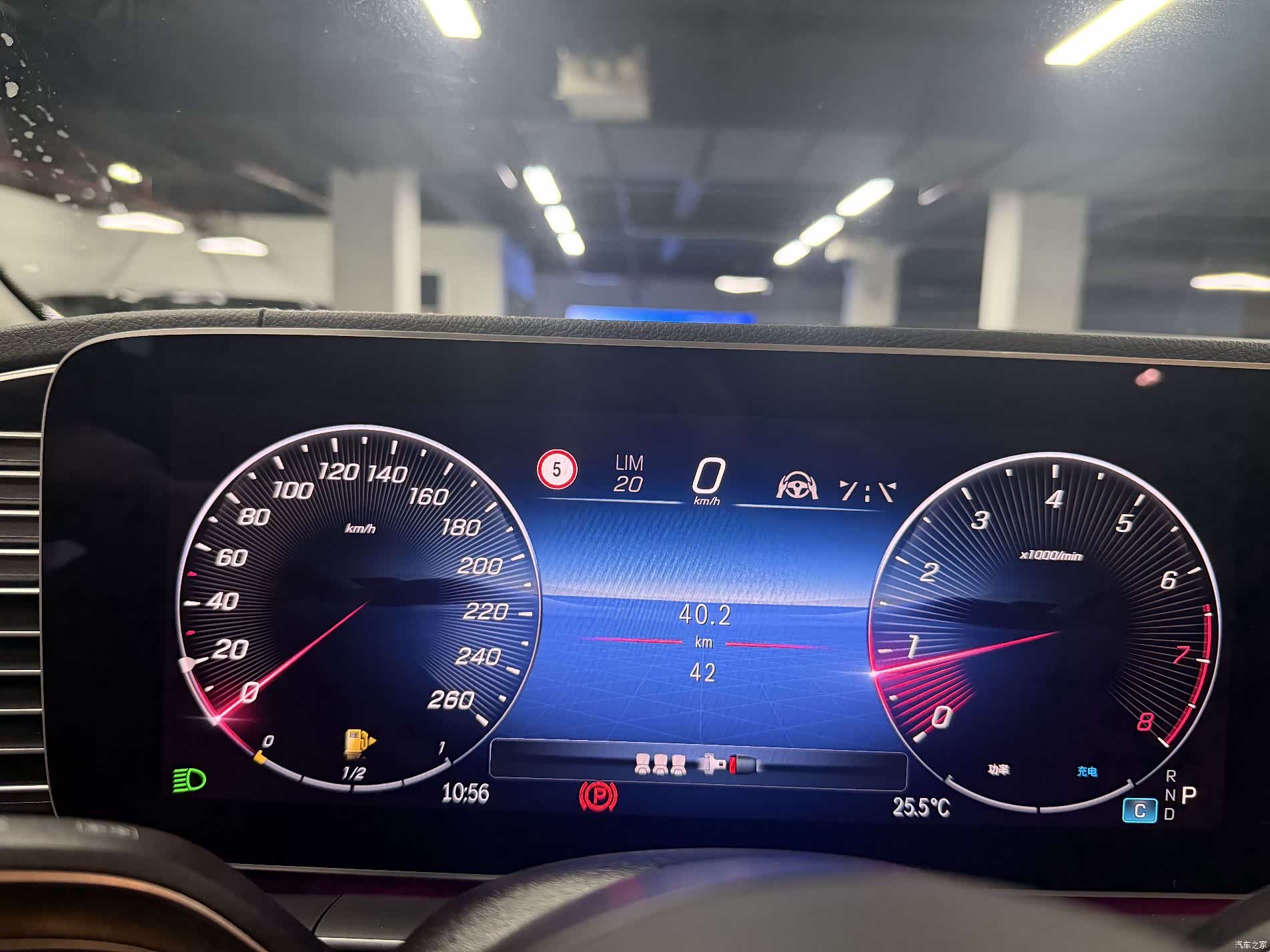 Mercedes-Benz GLE, 2026 17
