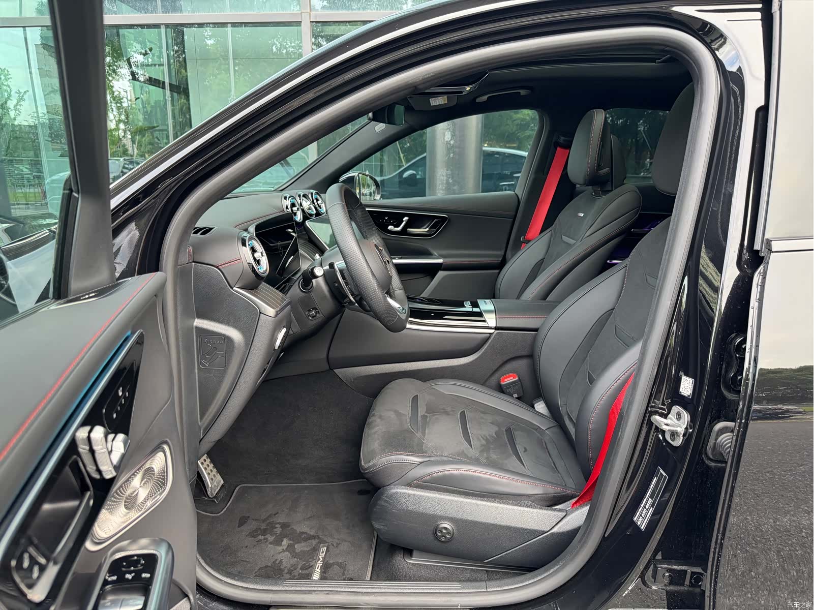 Mercedes-Benz GLC, 2025 8