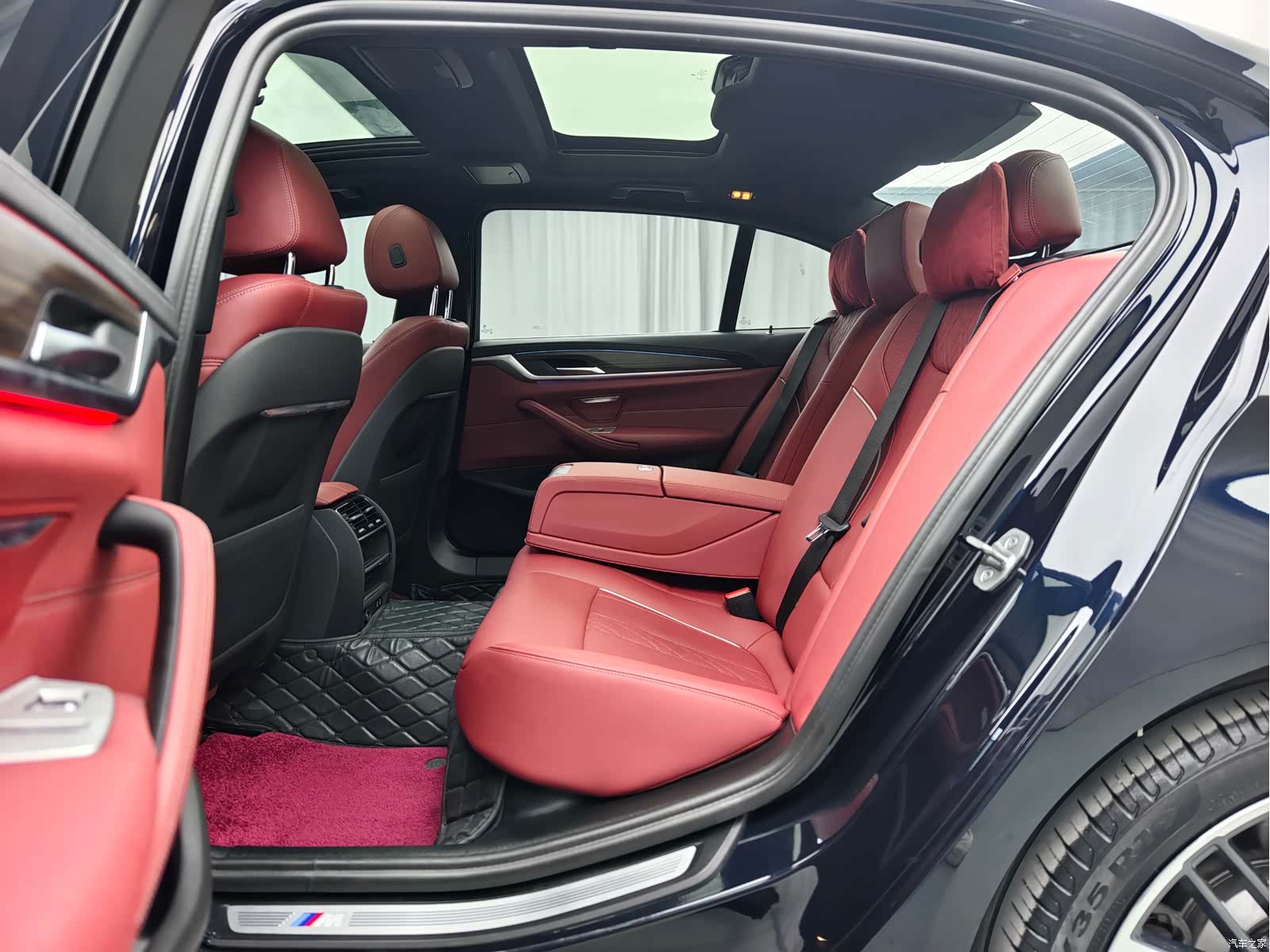 BMW 5 Series, 2022 6