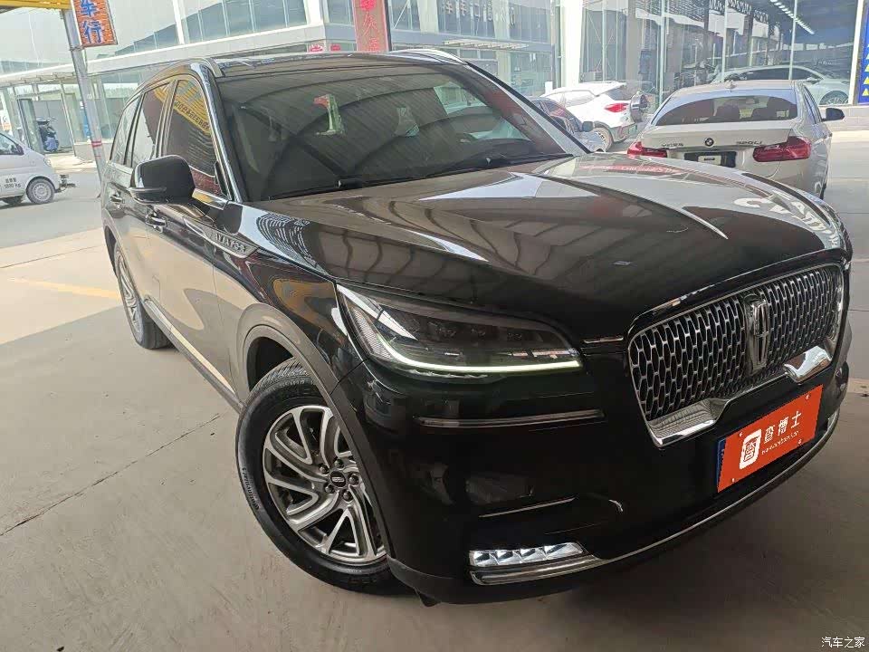 Lincoln Aviator, 2022 2