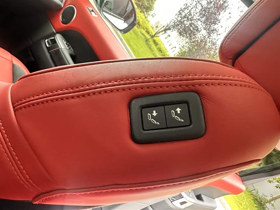 Land Rover Range Rover Sport Land Rover Range Rover Sport