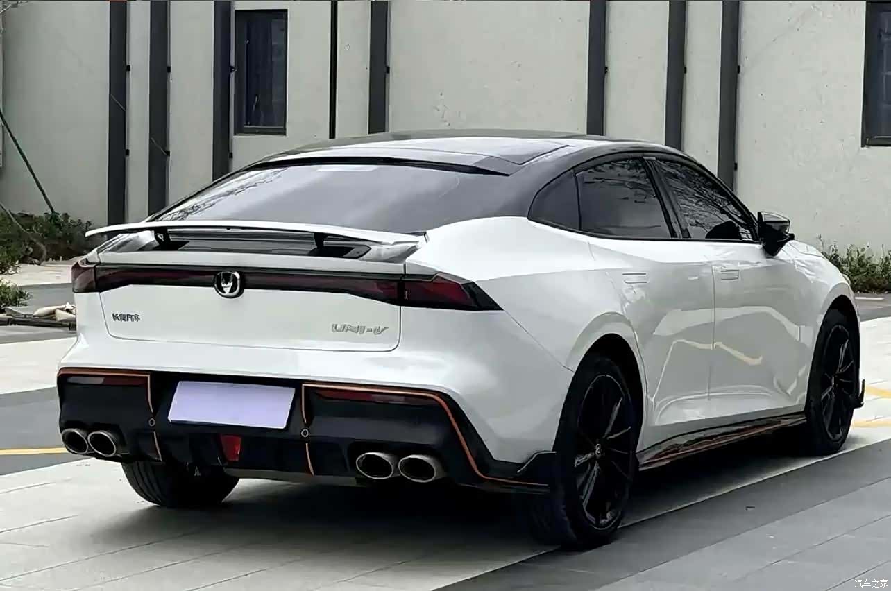 Changan UNI-V, 2022 6