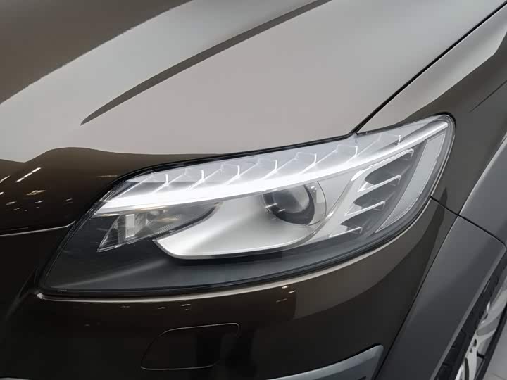 Audi Q7 2015 40 TFSI dian cang xing