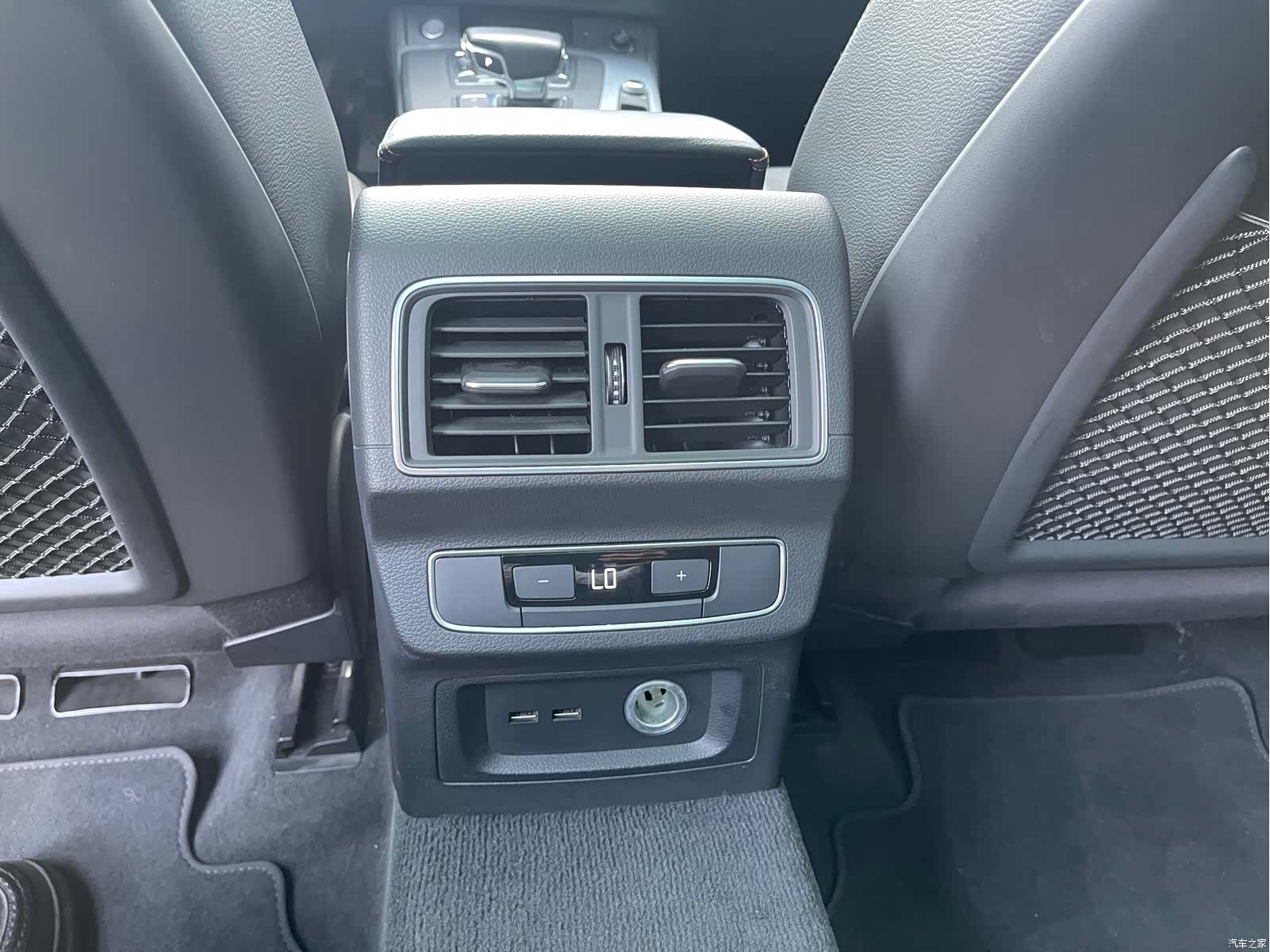 Audi Q5L, 2018 14