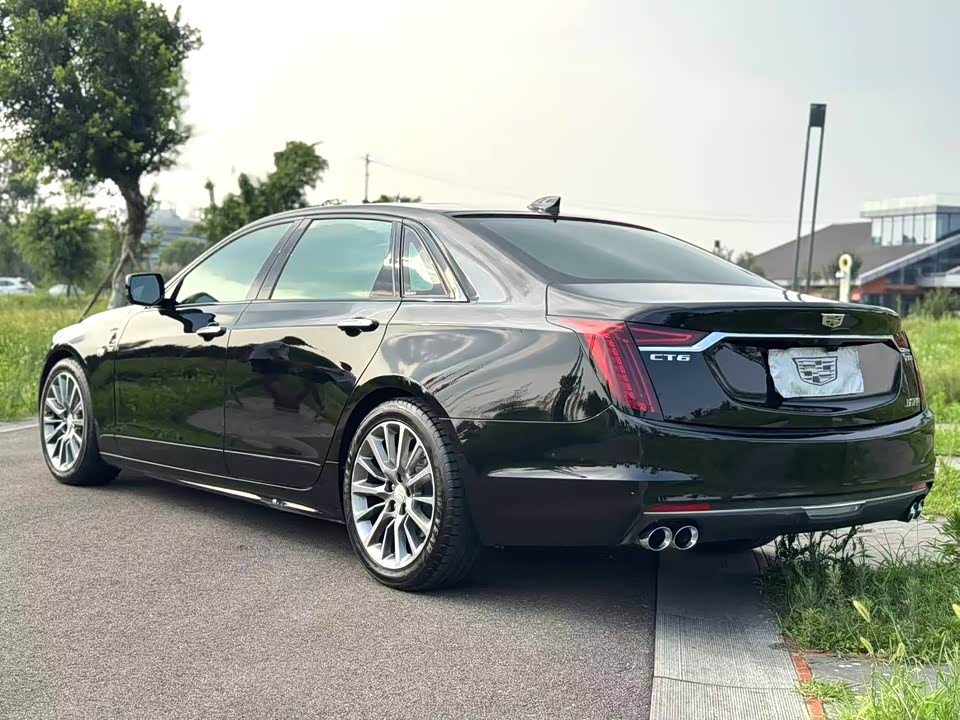Cadillac CT6