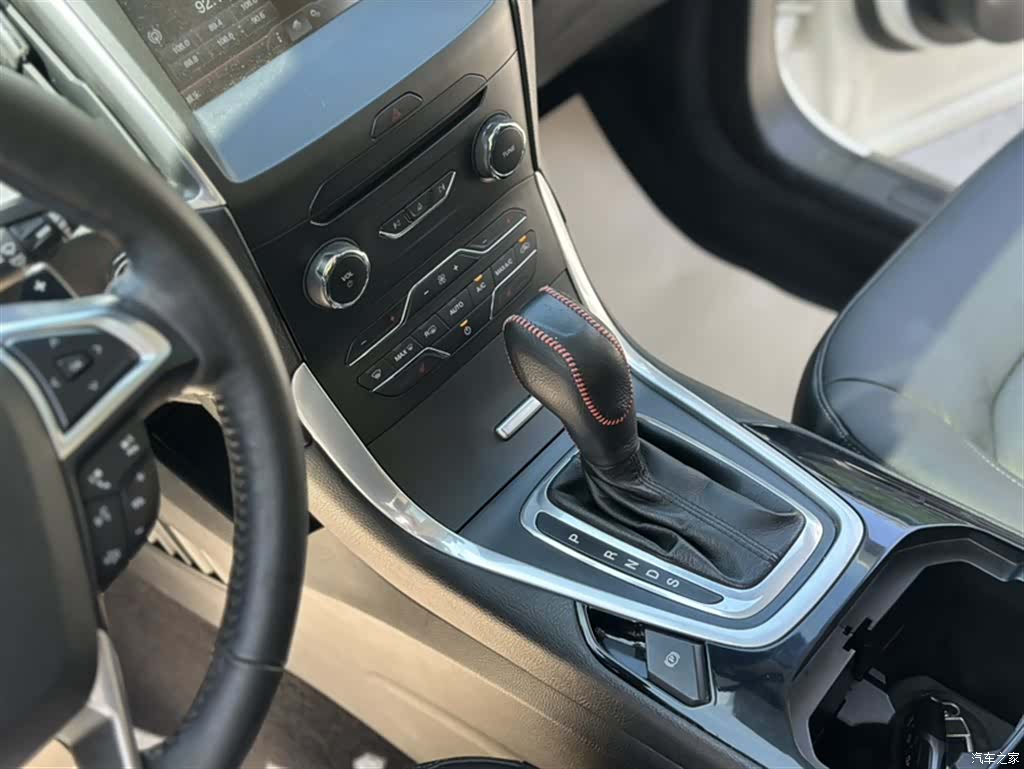 Ford Edge, 2015 17