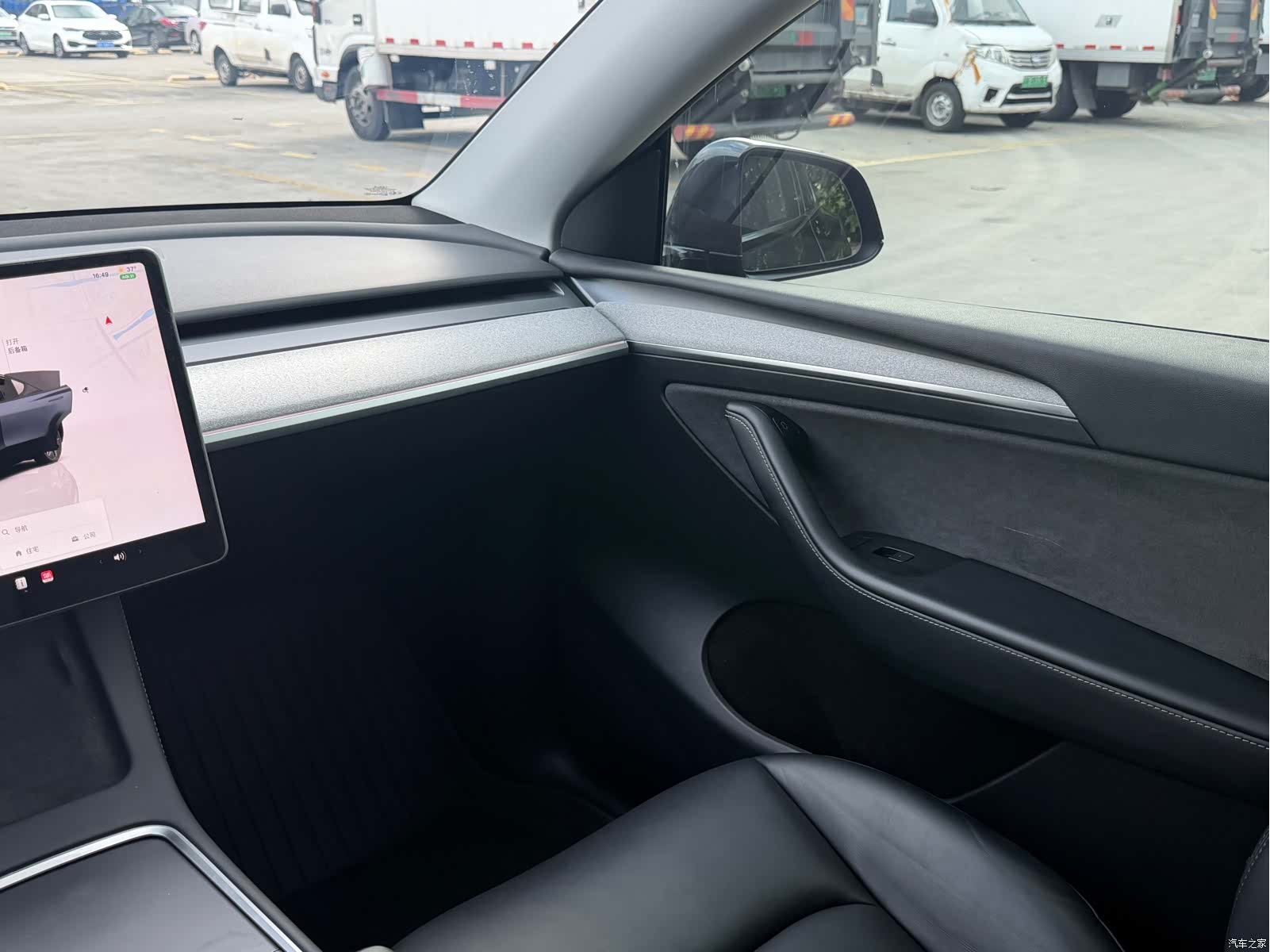 Tesla Model Y, 2024 12
