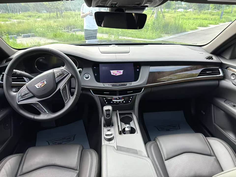 Cadillac CT6