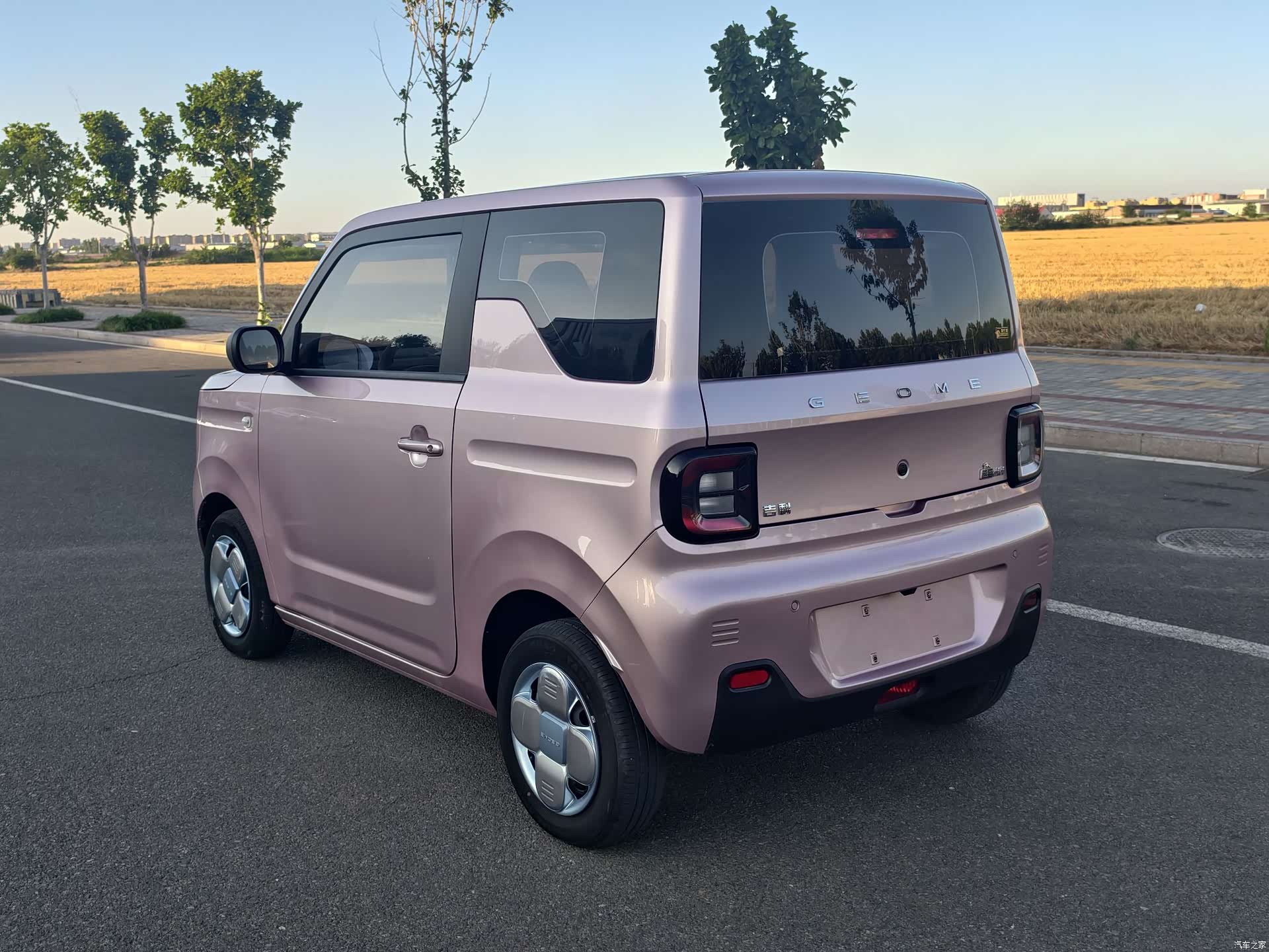 Geely Panda, 2023 все фото