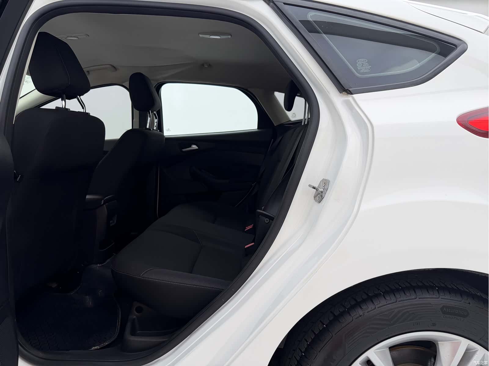Ford Focus, 2015 12