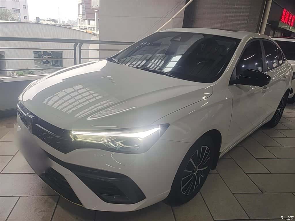 Roewe i5, 2021 1