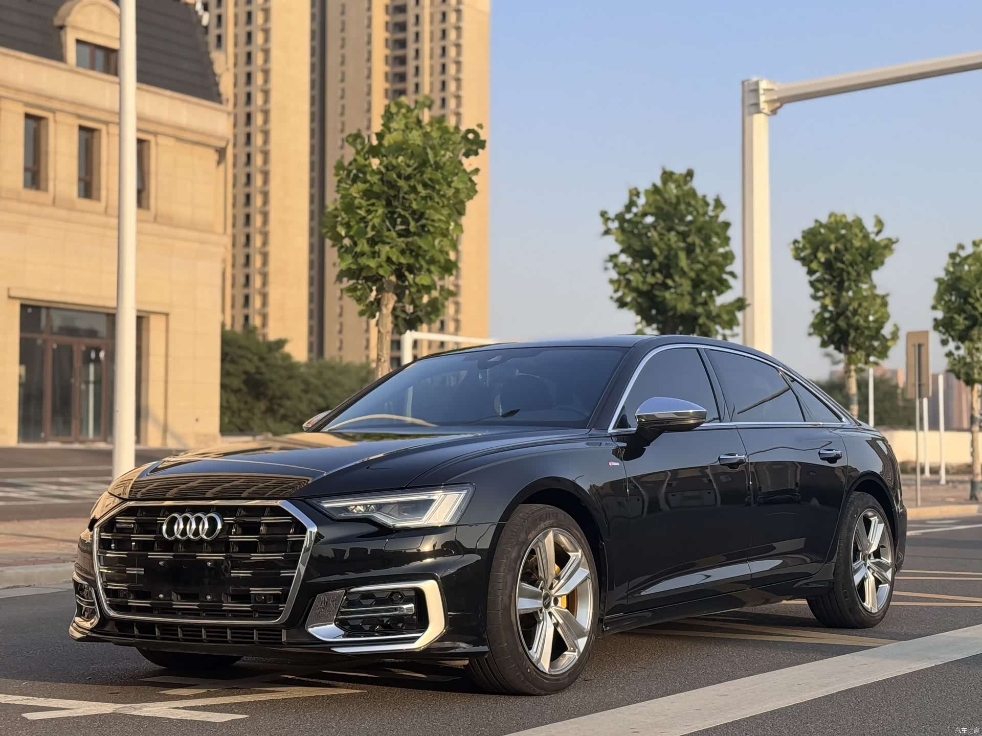 Audi A6L, 2022 1