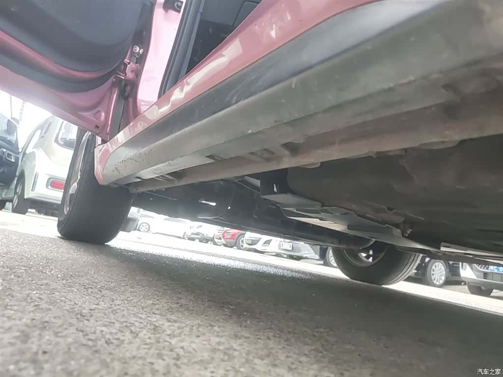 Wuling E200, 2019 22