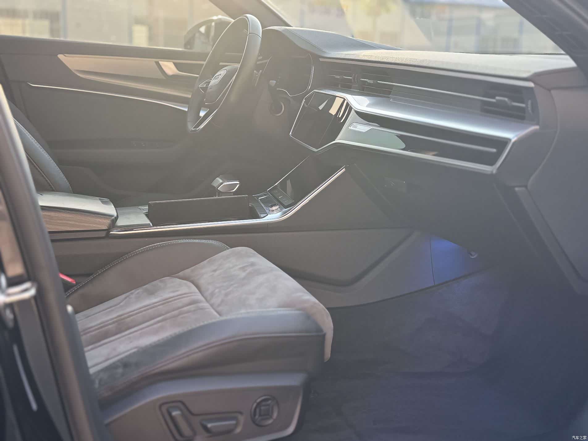 Audi A6L, 2022 6