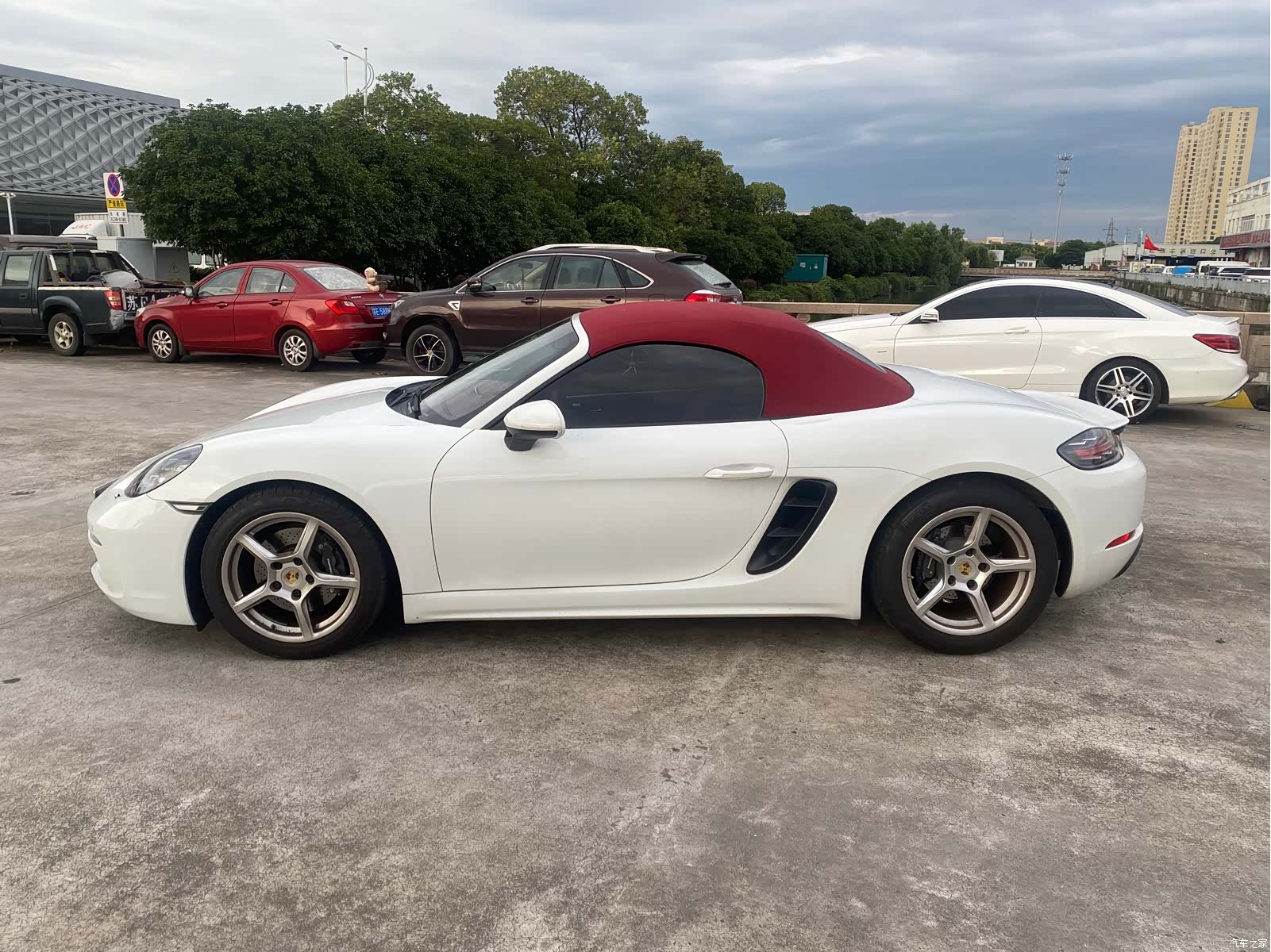 Porsche Boxster, 2024 4