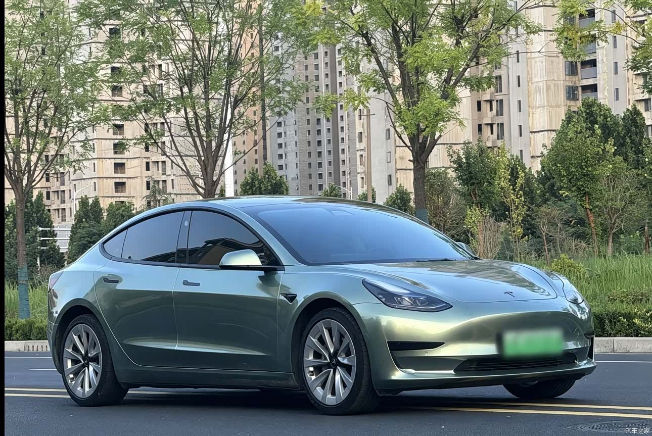 Tesla Model 3, 2023 3