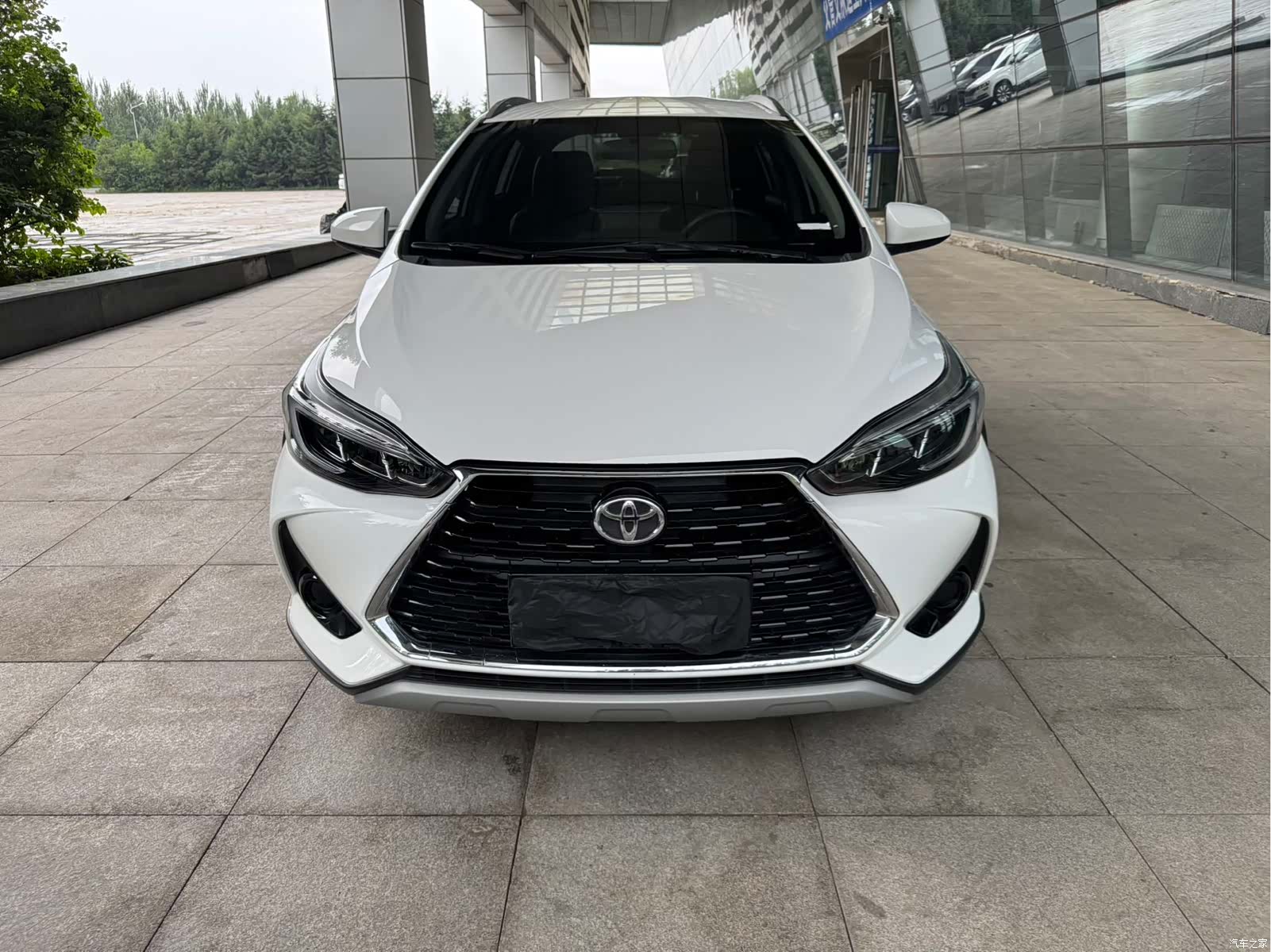 Toyota YARiS L, 2022 2