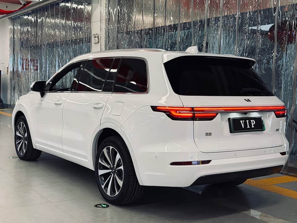 Li Auto Ideal ONE
